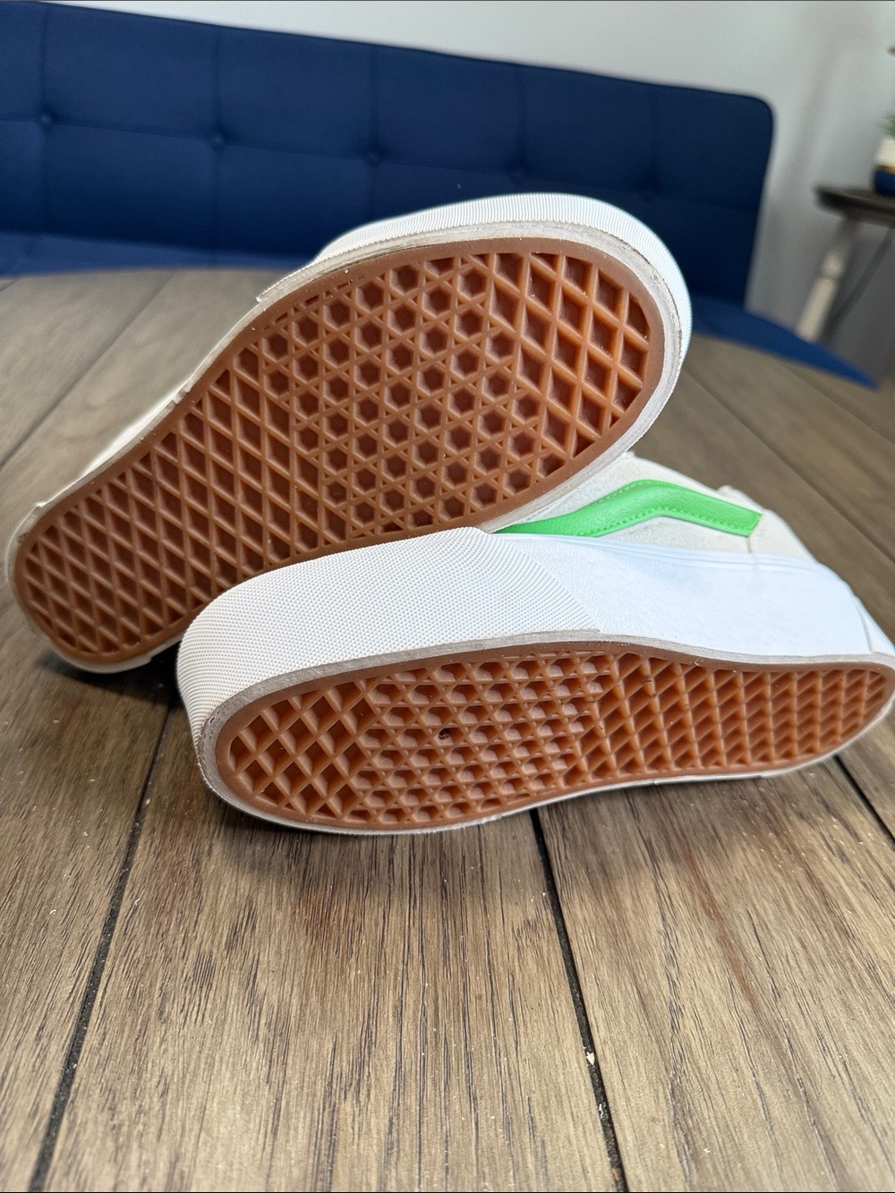 Women’s Vans Kids Cream Suede Green Stripe Knu Stack Platform Sneakers size 6.5 - Picture 9 of 10